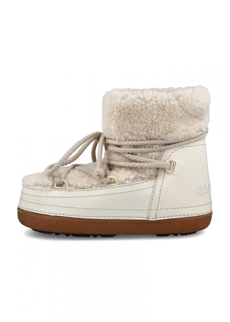 SHEEP SKIN BOOTS<br />
BOOTS 