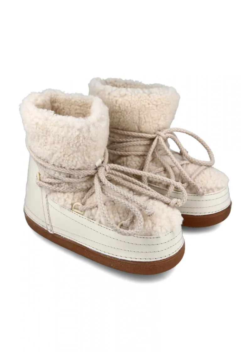 SHEEP SKIN BOOTS<br />
BOOTS 