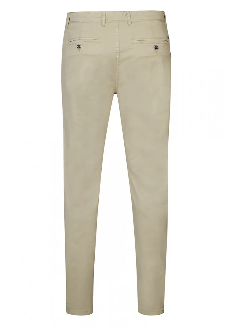 Men Non Denim Chino 